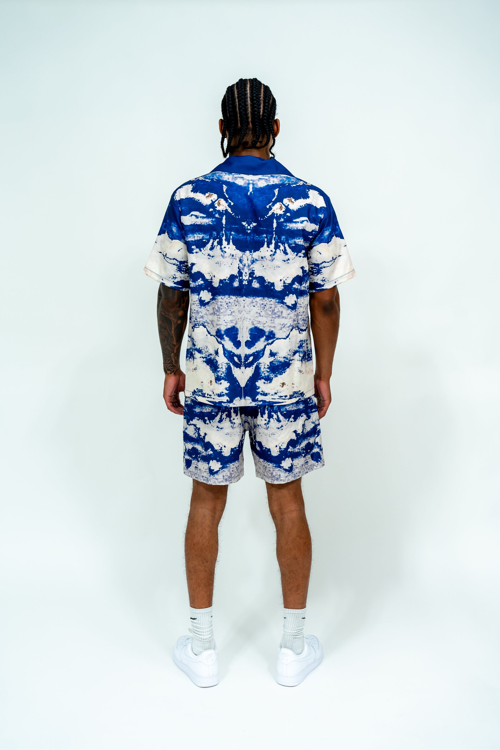 Dreamscape Button Up - BLUE