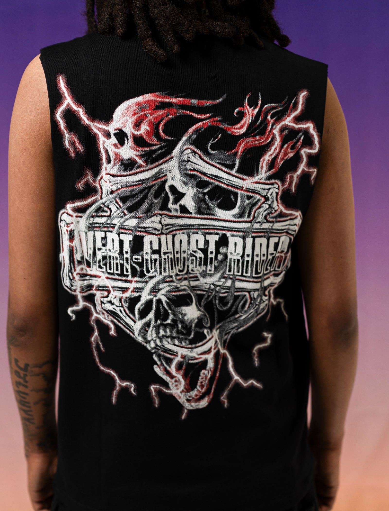 RED SKULL SHIRT CUT-OFF