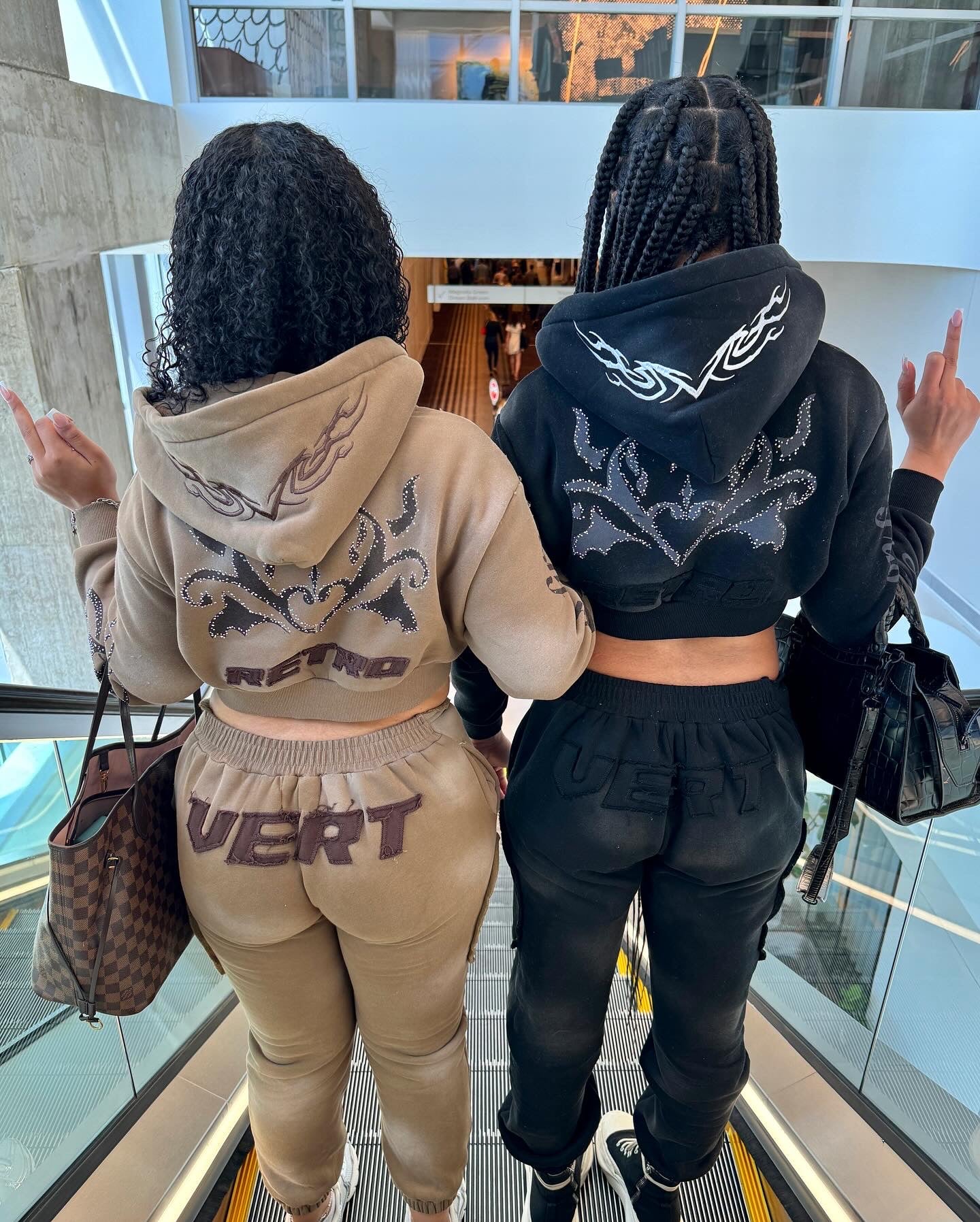 VERT DISTRESSED SAND PANTS