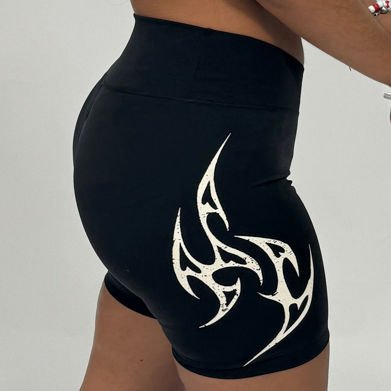 CROSS BIKER SHORTS BLACK